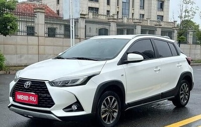 Toyota Yaris XP150 рестайлинг, 2022 год, 1 000 057 рублей, 1 фотография