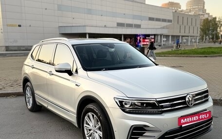 Volkswagen Tiguan II, 2020 год, 2 930 000 рублей, 3 фотография