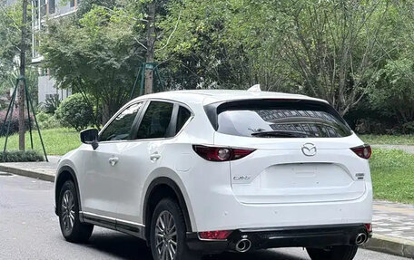 Mazda CX-5 II, 2023 год, 1 900 000 рублей, 4 фотография