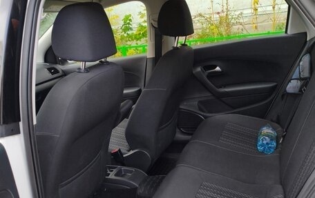 Volkswagen Polo VI (EU Market), 2015 год, 1 050 000 рублей, 9 фотография