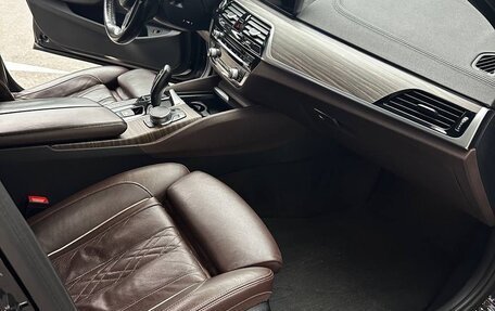 BMW 5 серия, 2017 год, 3 950 000 рублей, 15 фотография