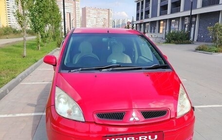 Mitsubishi Colt VI рестайлинг, 2003 год, 385 000 рублей, 2 фотография
