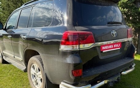 Toyota Land Cruiser 200, 2016 год, 6 100 000 рублей, 16 фотография