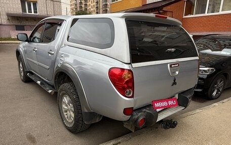 Mitsubishi L200 IV рестайлинг, 2010 год, 1 300 000 рублей, 4 фотография