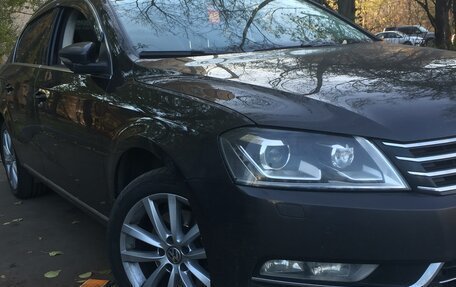 Volkswagen Passat B7, 2011 год, 809 000 рублей, 3 фотография