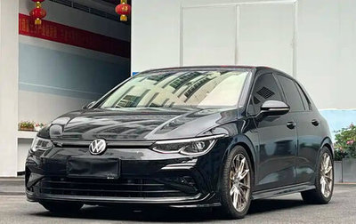 Volkswagen Golf VIII, 2023 год, 2 000 000 рублей, 1 фотография