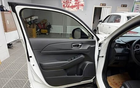 Honda Vezel, 2023 год, 1 850 010 рублей, 15 фотография