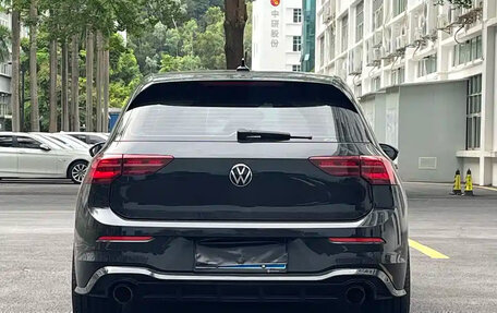 Volkswagen Golf VIII, 2023 год, 2 000 000 рублей, 7 фотография