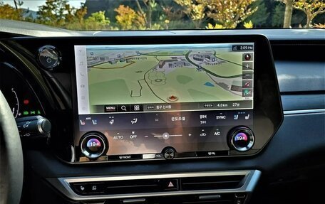 Lexus RX IV рестайлинг, 2024 год, 9 695 002 рублей, 6 фотография