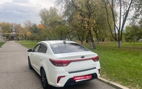 KIA Rio IV, 2018 год, 1 400 000 рублей, 3 фотография