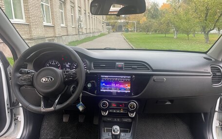 KIA Rio IV, 2018 год, 1 400 000 рублей, 11 фотография