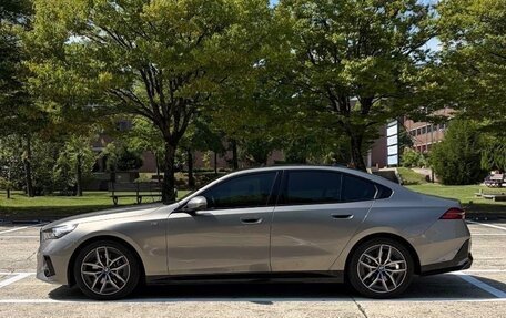 BMW 5 серия, 2025 год, 7 450 000 рублей, 3 фотография