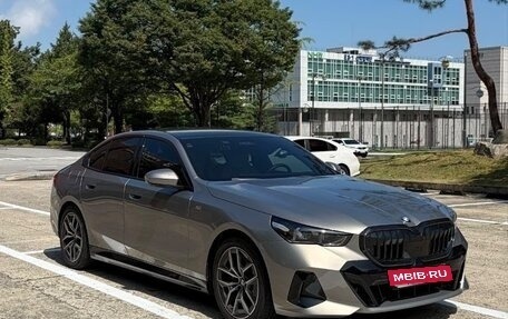 BMW 5 серия, 2025 год, 7 450 000 рублей, 2 фотография