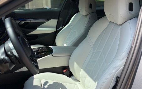 BMW 5 серия, 2025 год, 7 450 000 рублей, 7 фотография