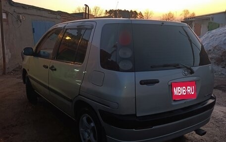 Toyota Raum I, 2002 год, 375 000 рублей, 6 фотография