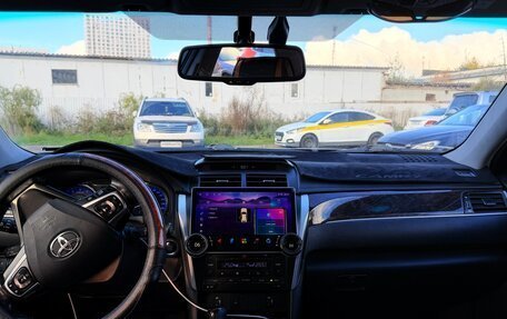 Toyota Camry, 2017 год, 1 510 000 рублей, 5 фотография