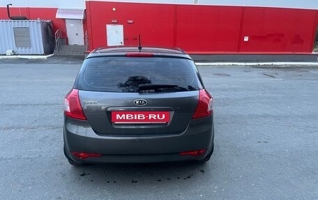 KIA cee'd I рестайлинг, 2012 год, 710 000 рублей, 14 фотография