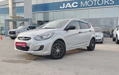 Hyundai Solaris II рестайлинг, 2012 год, 490 000 рублей, 1 фотография