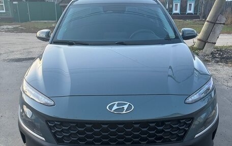 Hyundai Kona I, 2022 год, 2 050 000 рублей, 1 фотография
