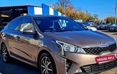 KIA Rio IV, 2021 год, 1 620 000 рублей, 8 фотография