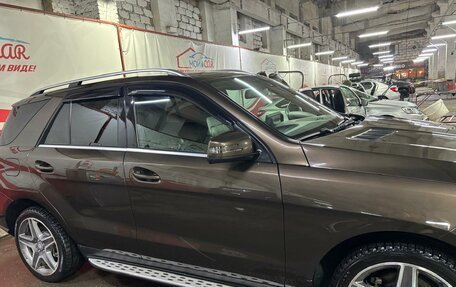 Mercedes-Benz M-Класс, 2013 год, 2 380 000 рублей, 2 фотография