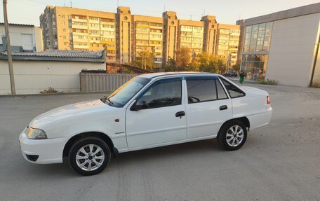Daewoo Nexia I рестайлинг, 2011 год, 299 000 рублей, 2 фотография