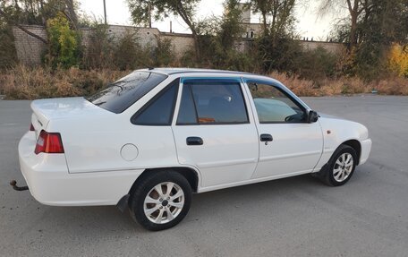 Daewoo Nexia I рестайлинг, 2011 год, 299 000 рублей, 7 фотография