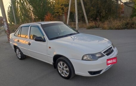 Daewoo Nexia I рестайлинг, 2011 год, 299 000 рублей, 4 фотография
