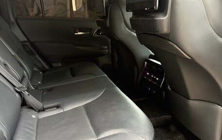 Toyota Land Cruiser, 2022 год, 8 790 000 рублей, 15 фотография