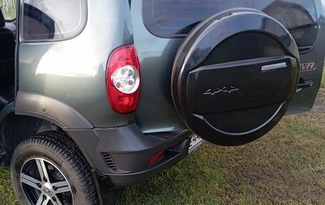 Chevrolet Niva I рестайлинг, 2011 год, 560 000 рублей, 26 фотография