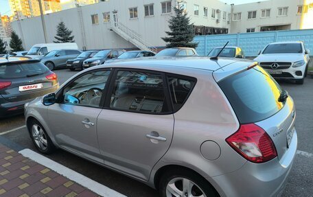 KIA cee'd I рестайлинг, 2010 год, 600 000 рублей, 5 фотография
