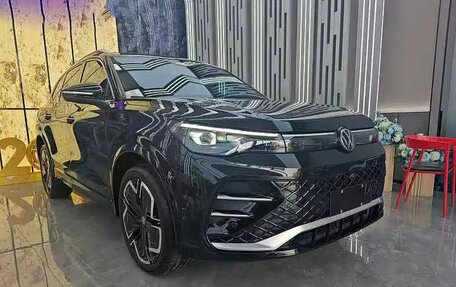 Volkswagen Tiguan, 2025 год, 4 290 069 рублей, 3 фотография