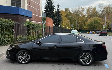 Toyota Camry, 2015 год, 1 900 000 рублей, 4 фотография