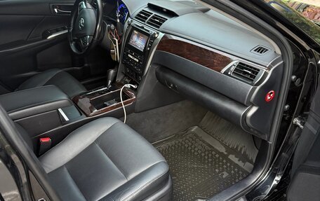 Toyota Camry, 2015 год, 1 900 000 рублей, 11 фотография