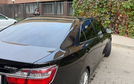Toyota Camry, 2015 год, 1 900 000 рублей, 6 фотография