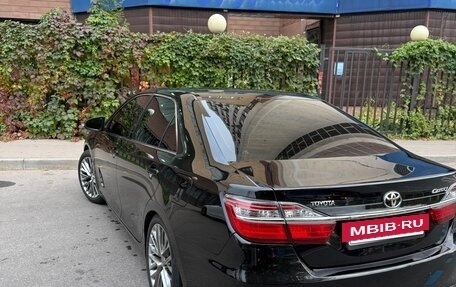 Toyota Camry, 2015 год, 1 900 000 рублей, 5 фотография