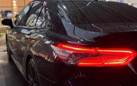 Toyota Camry, 2018 год, 3 070 000 рублей, 25 фотография