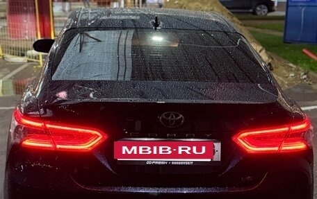 Toyota Camry, 2018 год, 3 070 000 рублей, 26 фотография