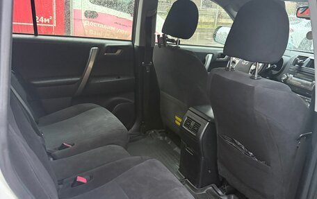 Toyota Highlander III, 2012 год, 2 050 000 рублей, 8 фотография