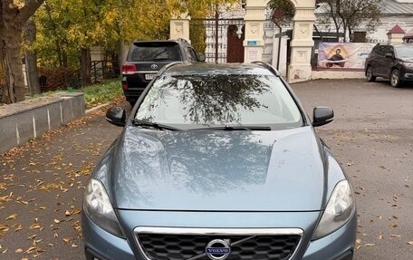 Volvo V40 Cross Country I, 2013 год, 1 200 000 рублей, 2 фотография