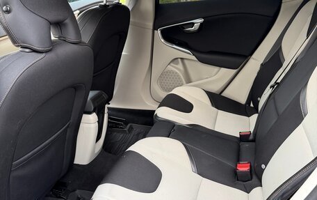 Volvo V40 Cross Country I, 2013 год, 1 200 000 рублей, 8 фотография