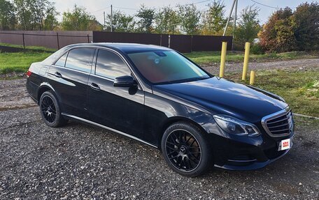 Mercedes-Benz E-Класс, 2015 год, 1 350 000 рублей, 3 фотография