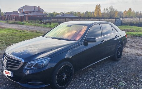 Mercedes-Benz E-Класс, 2015 год, 1 350 000 рублей, 2 фотография