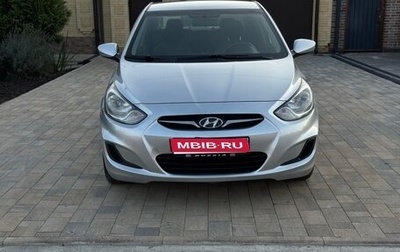 Hyundai Solaris II рестайлинг, 2011 год, 735 000 рублей, 1 фотография