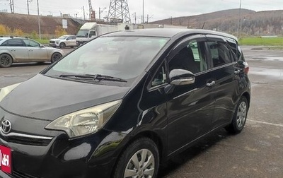Toyota Ractis II, 2011 год, 800 000 рублей, 1 фотография