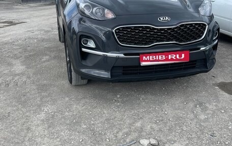 KIA Sportage IV рестайлинг, 2021 год, 1 920 000 рублей, 1 фотография