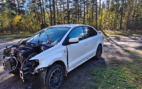 Volkswagen Polo VI (EU Market), 2012 год, 180 000 рублей, 1 фотография