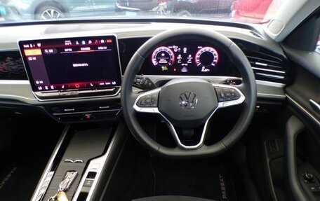 Volkswagen Passat, 2024 год, 2 460 000 рублей, 6 фотография