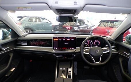 Volkswagen Passat, 2024 год, 2 460 000 рублей, 5 фотография