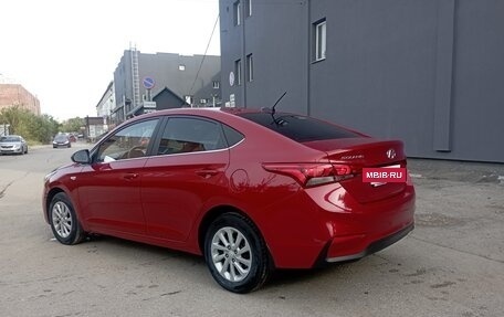 Hyundai Solaris II рестайлинг, 2018 год, 1 400 000 рублей, 4 фотография